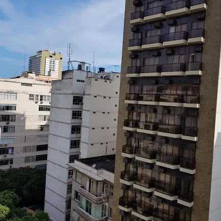 Charming Studio Copacabana Beach & Metro
